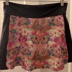 Donna Jo size M, JoJo skirt , discontinued, pockets in skirt. Awesome deal.